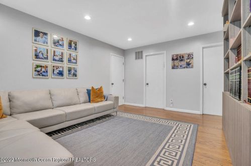 175 White Rd, Jackson Twp NJ  08527-5012 exterior