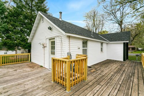 524 Prospect St, Cedar Mills MN  55350-1715 exterior