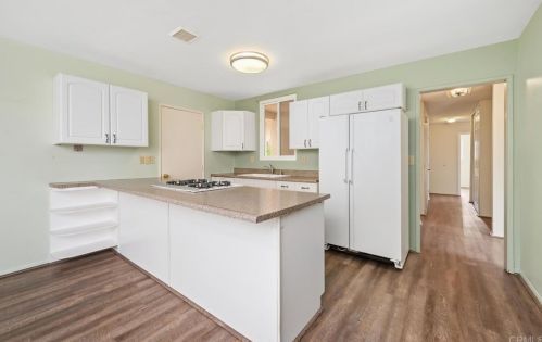 4047 Vista Calaveras St, Oceanside CA  92056-4607 exterior