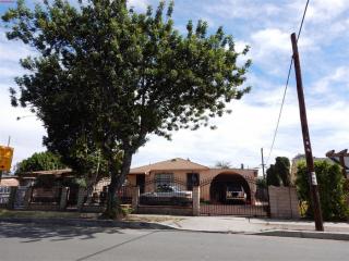 9850 Vena Ave, Los Angeles CA  91331-4604 exterior