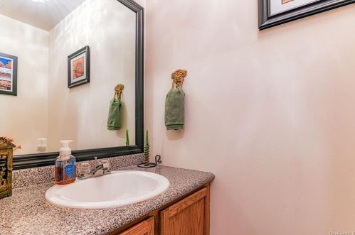 70 Iron Mountain Rd, Warwick NY  10990-3307 exterior