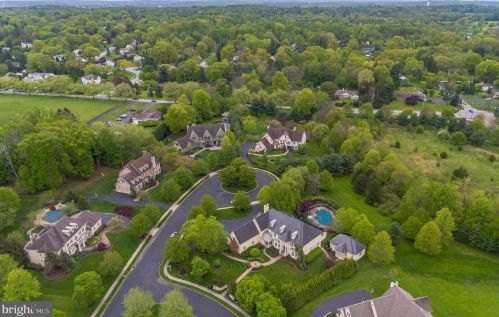 710 Daventry Way, Prospectville PA 19002-2305 exterior