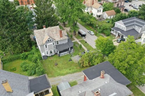 311 10th St, Franklin PA  16323-1150 exterior