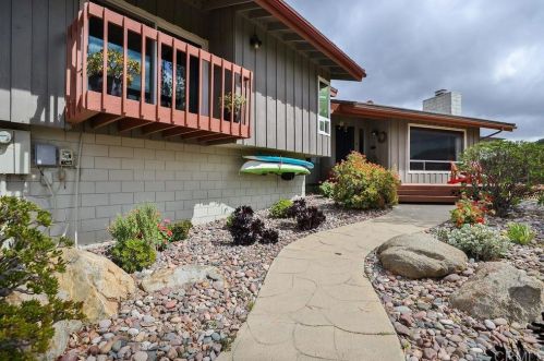 2740 Via Dieguenos, Alpine, CA 91901-3635