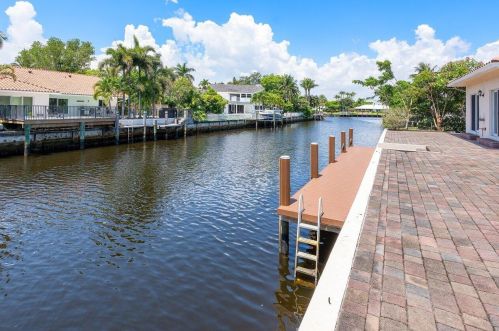 1500 5th Ave, Boca Raton FL  33432-7147 exterior