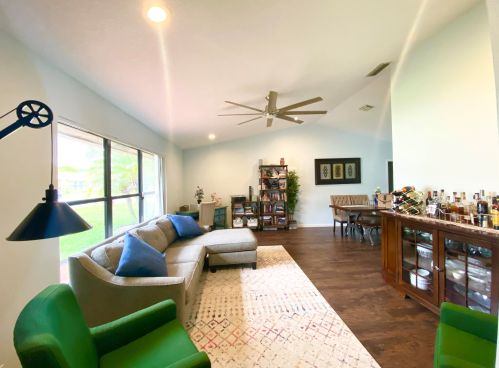 158 Sunflower Cir, West Palm Beach, FL 33411-8009