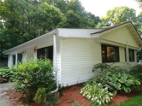 395 Kennedy Rd, Prospect, PA 16052-2505