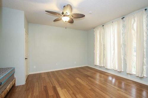 23015 Holly Holw, Tomball TX 77377-3681 exterior