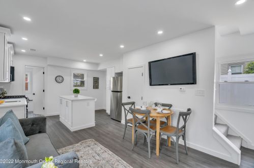 839 Lynnwood Ave, Bricktown NJ  08723-5253 exterior