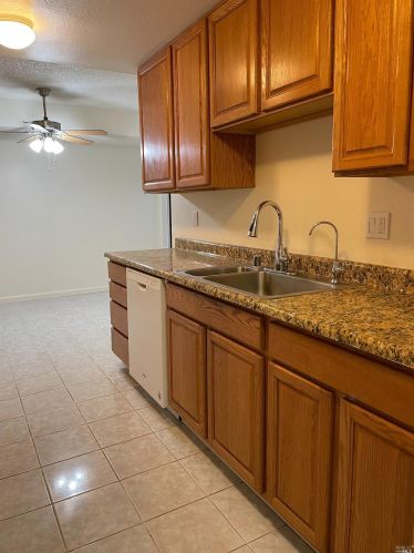 675 Simpson St, Santa Rosa CA  95401-5303 exterior
