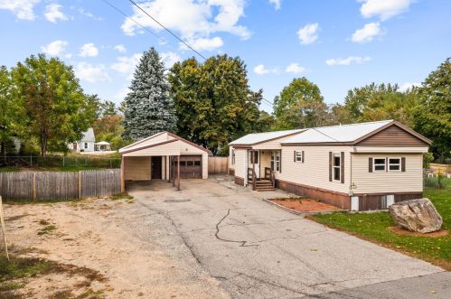 11 Evelyn Ave, Raymond, NH 03077-2028