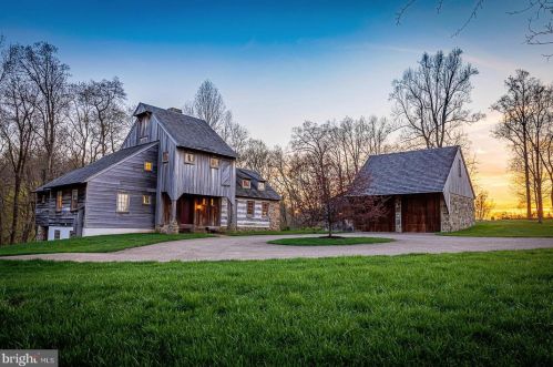 39 Brownstone Ln, Marsh, PA 19520-8734