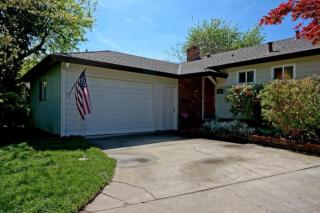 4340 Constance Ln, Sacramento CA  95822-1033 exterior