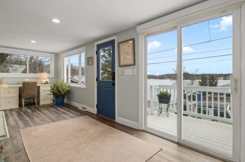 118 Woolford Rd, Wrentham MA  02093-1402 exterior