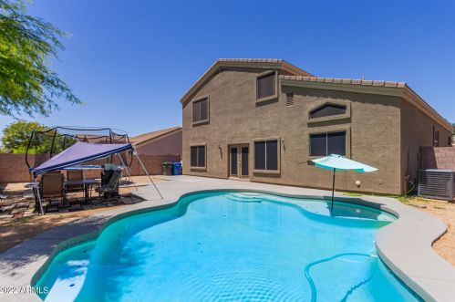 10517 Magnolia St, Tolleson AZ  85353-5623 exterior