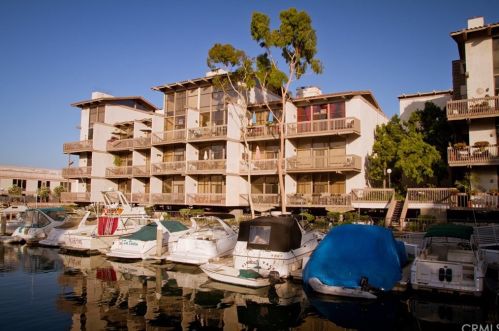 9325 Marina Pacifica Dr, Long Beach CA 90803-7004 exterior