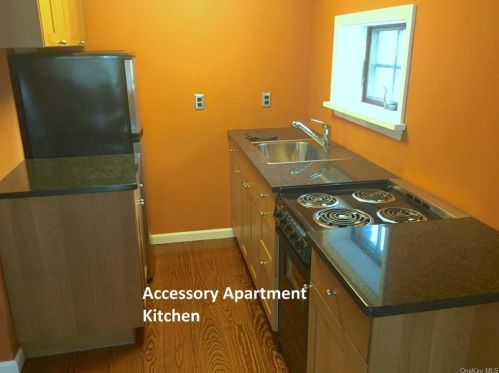 47 Devonia Ave, Mount Vernon NY 10552-1008 exterior