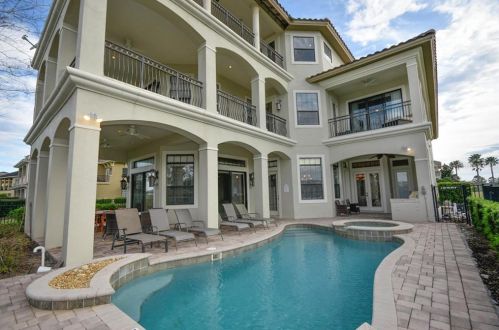 304 Muirfield Loop, Kissimmee FL 34747-6413 exterior