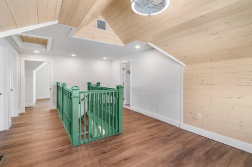 607 Ocean Blvd, Hampton NH  03842-4335 exterior