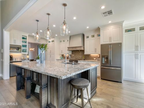3853 Linda Ct, Gilbert, AZ 85234-4454