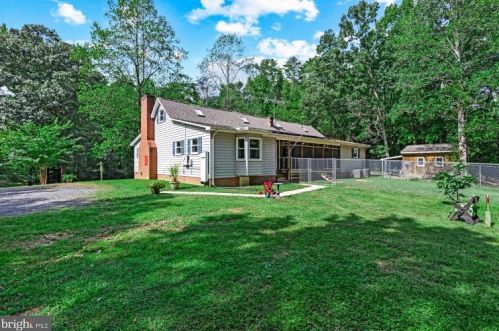 3989 Stratford Hall Rd, Montross VA  22520-3322 exterior