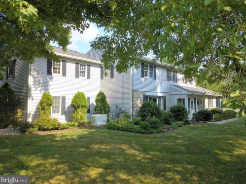 2077 Kriebel Rd, Lansdale, PA 19446-5044