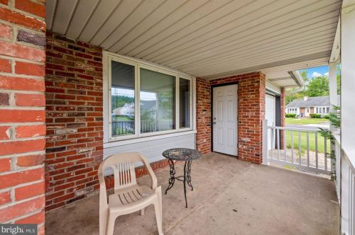 1001 Sussex Ave, West Deptford, NJ 08096-3023