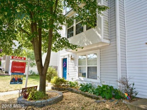 6922 Village Stream Pl, Gainesville, VA 20155-1437
