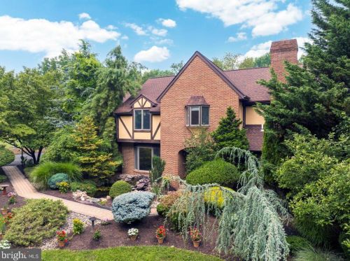 900 Scholl Rd, Pottstown, PA 19465-7270