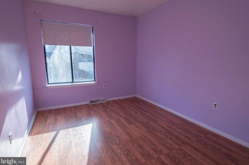 9 Cedar Creek Ct, Bear DE  19701-1001 exterior