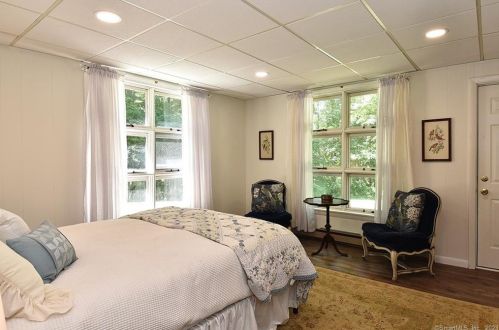 312 Grassy Hill Rd, Lyme CT  06371-3312 exterior