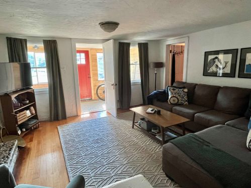 381 Utah St, Portola CA  96122-9521 exterior