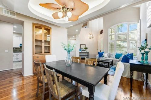 4712 Bryce Cir, Carlsbad CA  92008-4289 exterior