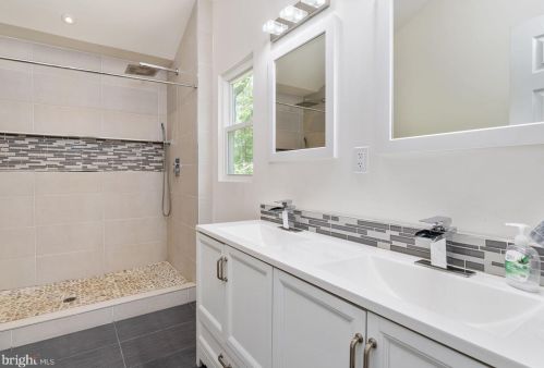 8707 Seays Rd, Spotsylvania VA  22551-3435 exterior