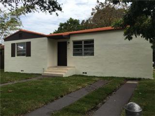 4064 4th Ter, Miami, FL 33126-5675