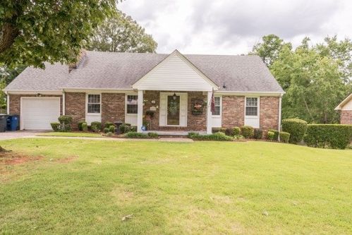206 Robinhood Dr, Florence AL  35633-1627 exterior