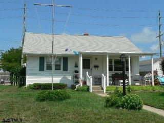 209 38th St, Brigantine City, NJ 08203-1519
