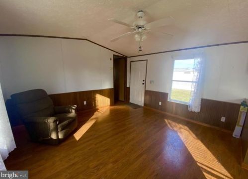 10012 Birch St, Laurel, DE 19956-3758