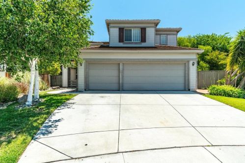 1505 Liberty Ct, Hollister, CA 95023-5688