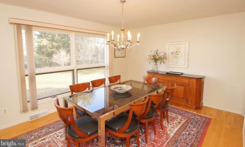 45 Laurel Wood Dr, Trenton NJ 08648 exterior