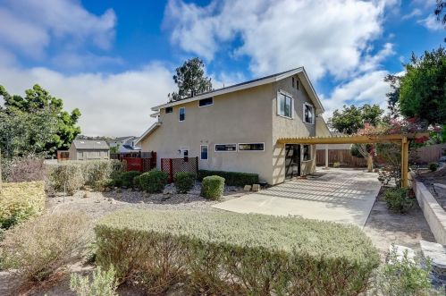 3577 Durham Cir, Oceanside CA  92056-4903 exterior
