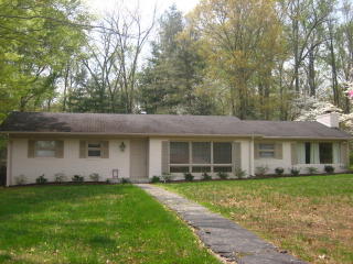747 Hudgens St, Cookeville, TN 38501-3631