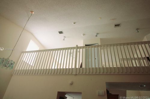 3215 36 Ave, Hollywood FL 33021-1344 exterior