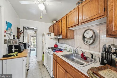 15 54th St, Washington DC 20019-6590 exterior