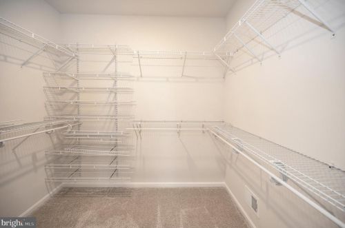 40 Clear Spring Ln, Fredericksburg, VA 22405-2696