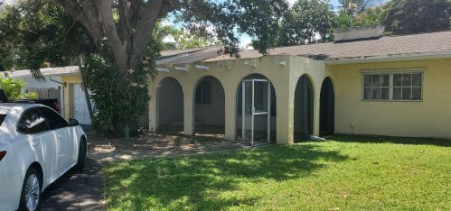 640 Ibis Dr, Delray Beach, FL 33444-1928