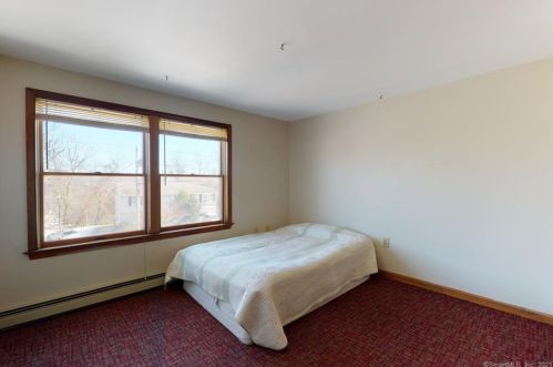 12 Adanti Ave, Ansonia CT  06401-1022 exterior
