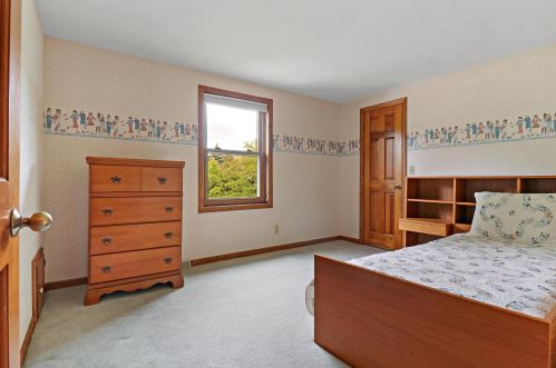 1480 39 Ave, Kenosha WI 53142-7134 exterior