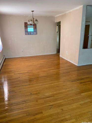 146-16 225th St, Jamaica, NY 11413-2012