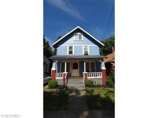 574 Kling St, Akron, OH 44311-1229